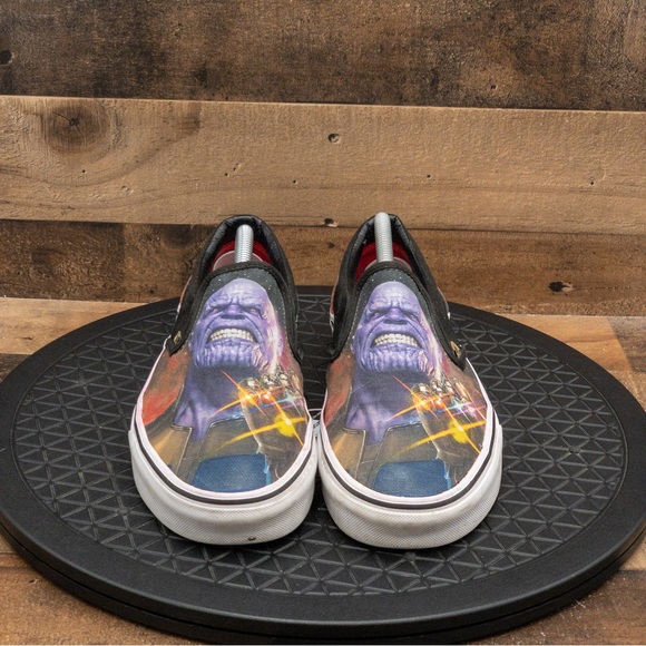 VANS X MARVEL INFINITY WARS SLIP ON MENS ATHLETIC SHOES THANOS PRINT LOW SZ 9.5 - Picture 2 of 9